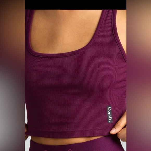 🤍COMFRT Ribbed Contour Tank  PLUM - Picture 3 of 3